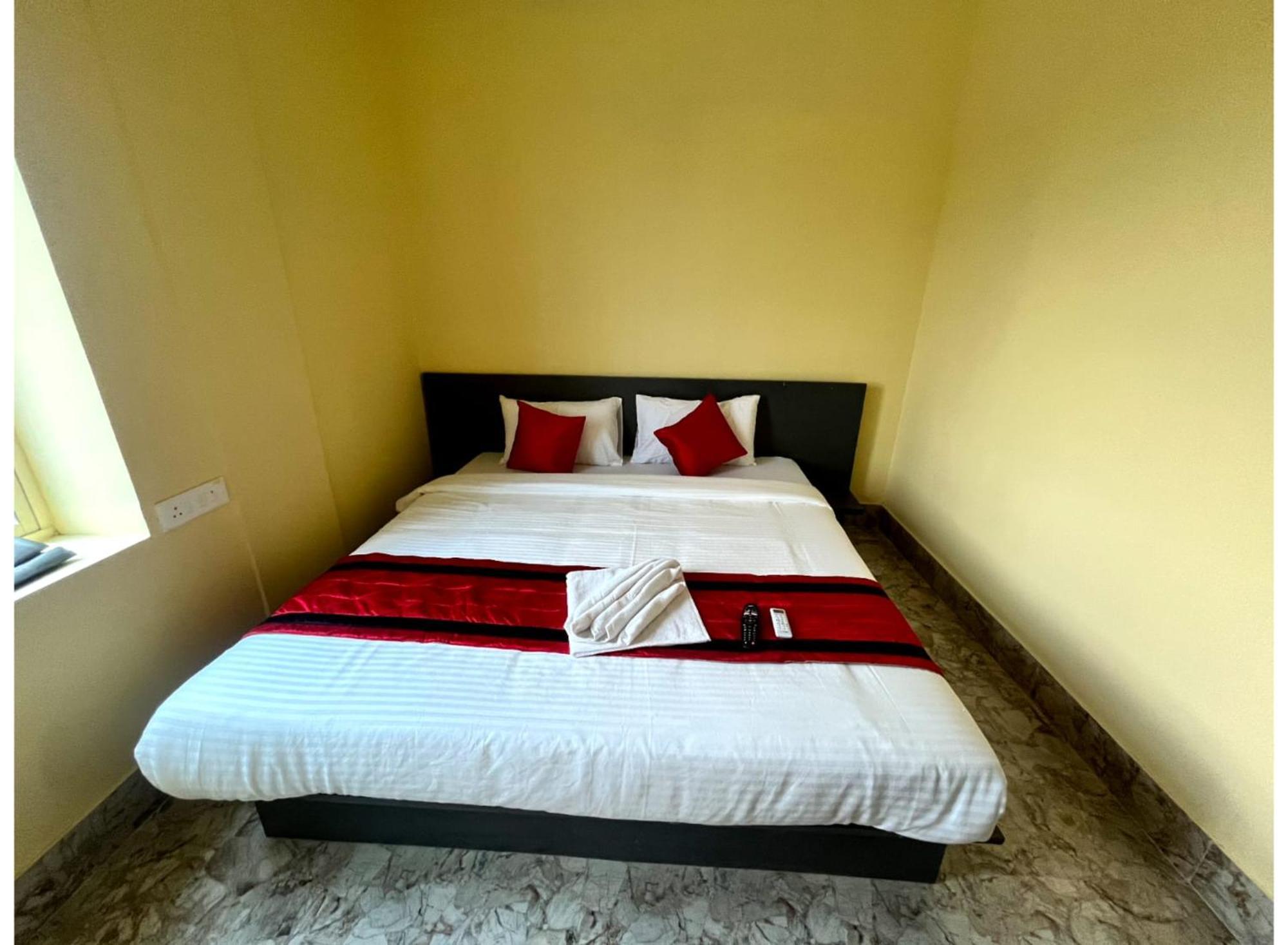 Airport Residency Near Airport Luxury In Budget Friendly Price Seller Hotel 4*
